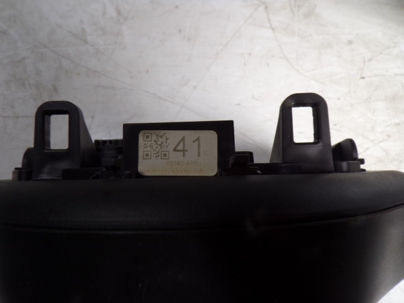 Recambio de cuadro instrumentos para peugeot 108 1.2 12v vti referencia OEM IAM B000795780 69342470U 69342470U