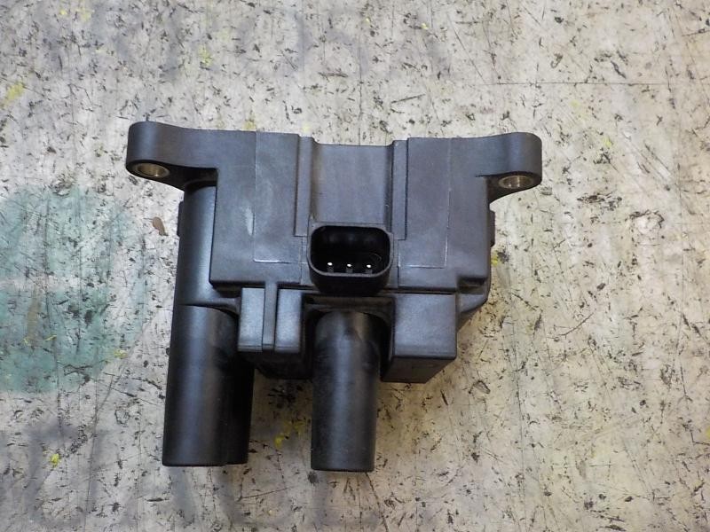 Recambio de bobina para ford fiesta (ccn) trend referencia OEM IAM 1823596 CM5G12029FC 