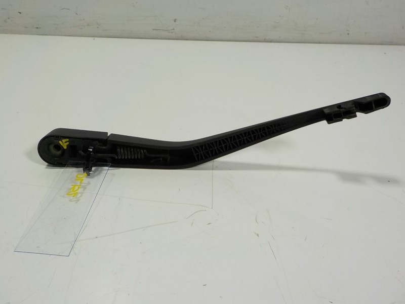 Recambio de brazo limpia trasero para bmw serie 1 lim. (f20) 2.0 turbodiesel referencia OEM IAM 61617241985  