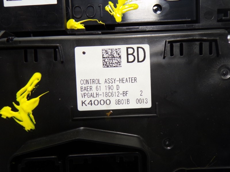 Recambio de mando climatizador para mazda 3 lim. () origin referencia OEM IAM  8B01B0013 