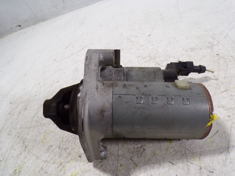Recambio de motor arranque para peugeot 108 1.2 12v vti referencia OEM IAM 9688477380 9671530880 4280008331