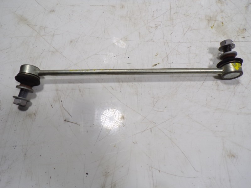 Recambio de tirante delantero izquierdo para toyota c-hr 132 kw referencia OEM IAM 4882047040  