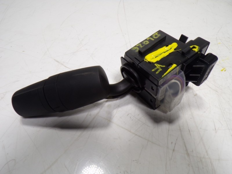 Recambio de mando limpia para mazda 3 lim. () origin referencia OEM IAM  17J669 