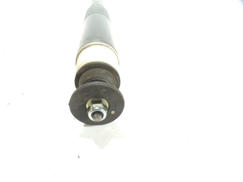 Recambio de amortiguador trasero derecho para renault clio iv limited referencia OEM IAM 562109815R 562109815R 