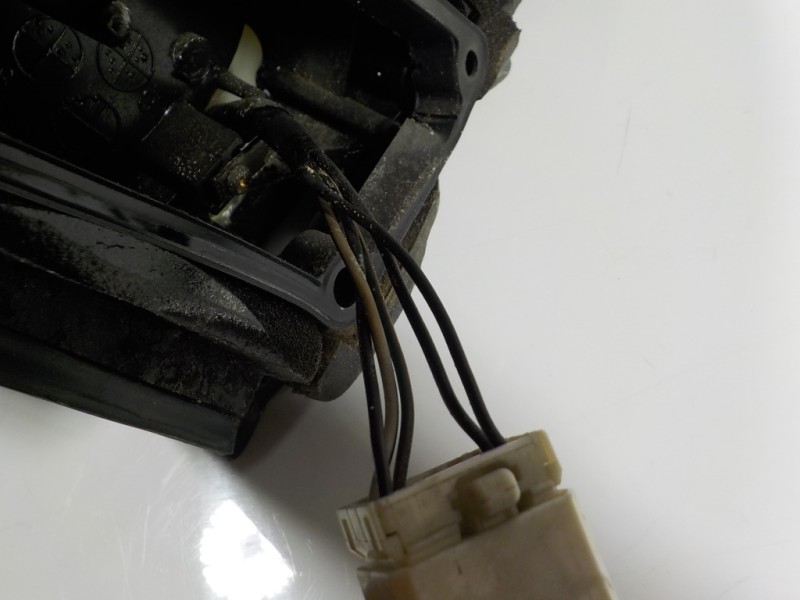 Recambio de espejo izquierdo para kia carnival 2.9 turbodiesel cat referencia OEM IAM   