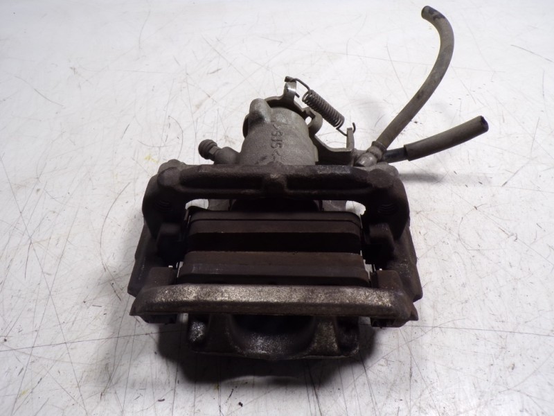 Recambio de pinza freno trasera derecha para opel mokka 1.6 cdti dpf referencia OEM IAM 13300884  