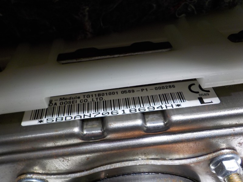 Recambio de salpicadero para peugeot 108 1.2 12v vti referencia OEM IAM 16121380ZD TG11B01001 TG11B01001