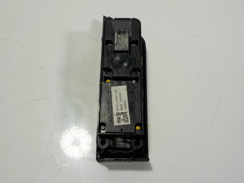 Recambio de mando elevalunas delantero izquierdo para land rover evoque 2.2 td4 cat referencia OEM IAM LR025908 BJ3214540AB 