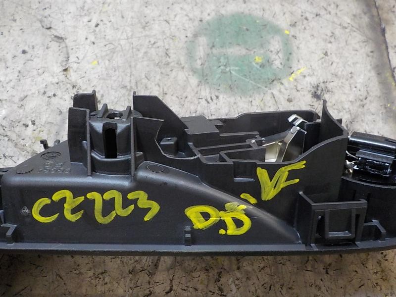 Recambio de maneta interior delantera derecha para ford fiesta (ccn) trend referencia OEM IAM 2146021  