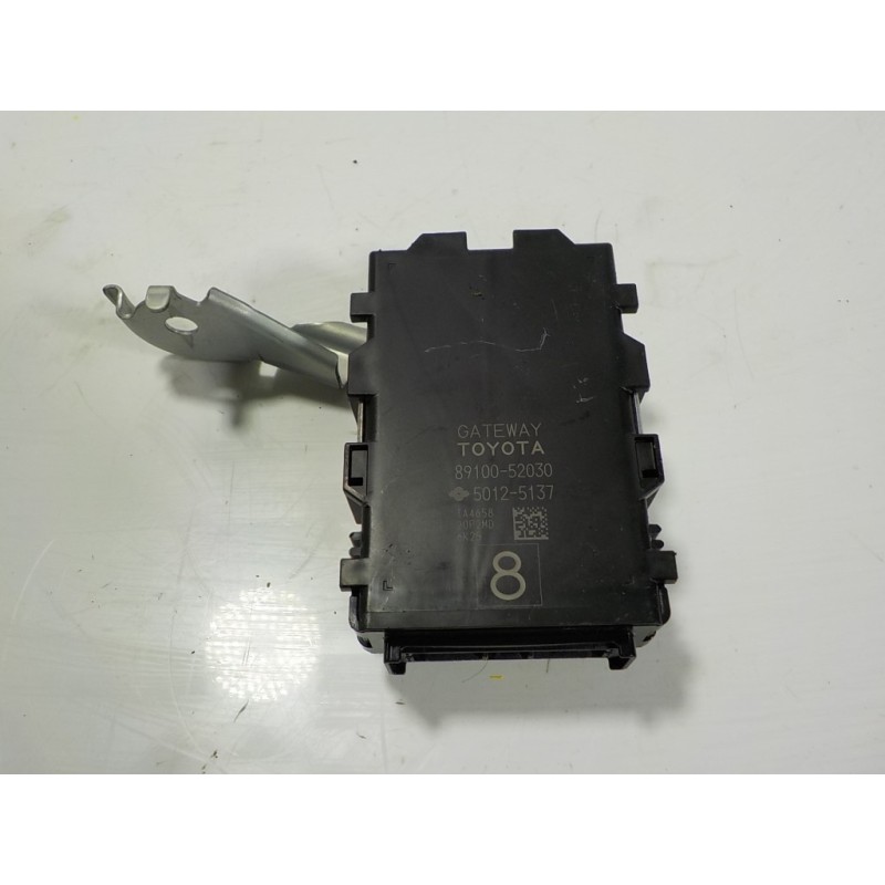 Recambio de modulo electronico para toyota yaris hybrid active referencia OEM IAM 8910052030 8910052030 50125137