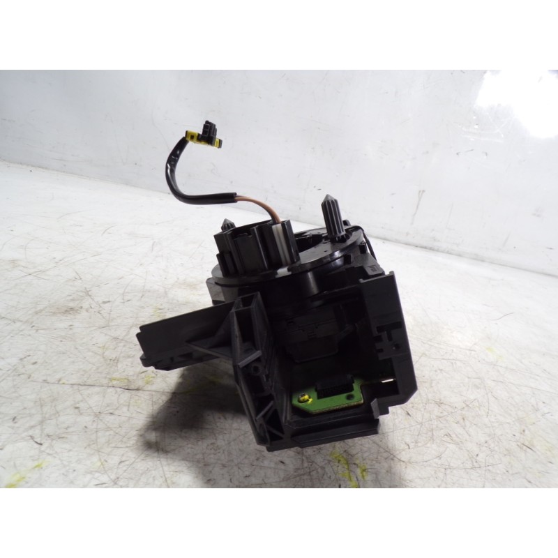 Recambio de anillo airbag para ford focus lim. (cb8) 1.0 ecoboost cat referencia OEM IAM 1768432 BV6T13N064BJ 