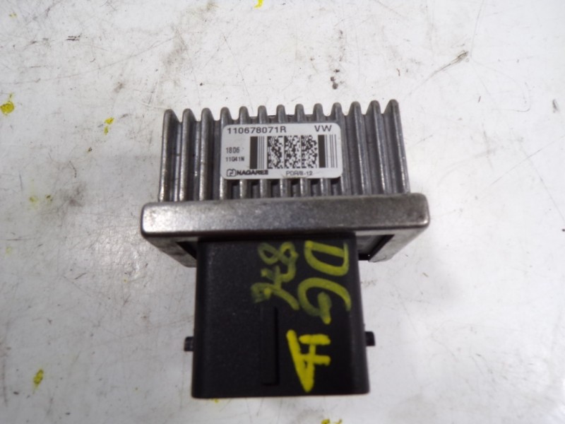 Recambio de caja precalentamiento para renault clio iv limited referencia OEM IAM 110678071R 110678071R 