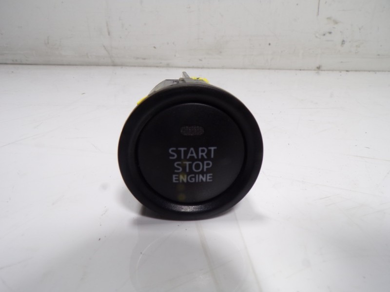 Recambio de modulo electronico para mazda 3 lim. () origin referencia OEM IAM  BJS766350 