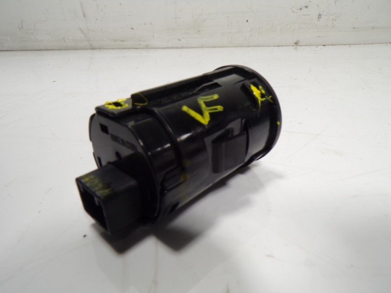 Recambio de modulo electronico para mazda 3 lim. () origin referencia OEM IAM  BJS766350 