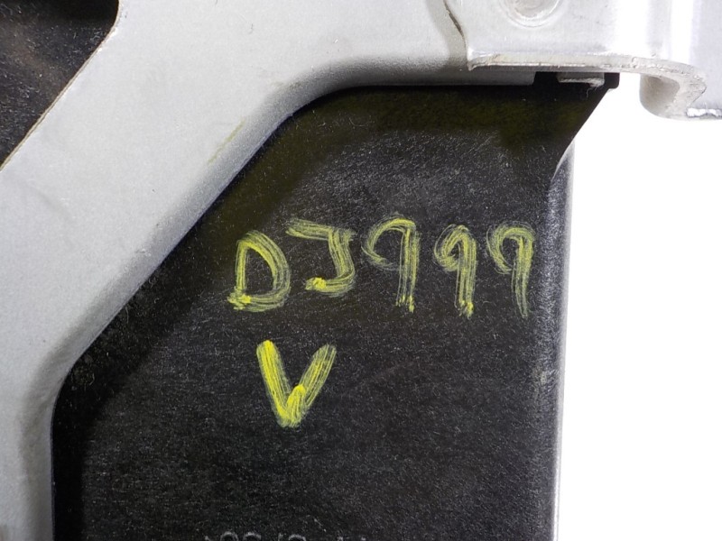 Recambio de modulo electronico para toyota yaris hybrid active referencia OEM IAM  899810D140 MB2850003332