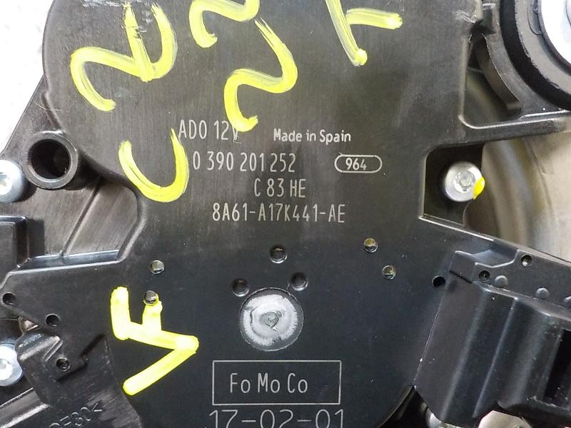 Recambio de motor limpia trasero para ford fiesta (ccn) trend referencia OEM IAM 1774291 8A61A17K441AE 0390201252
