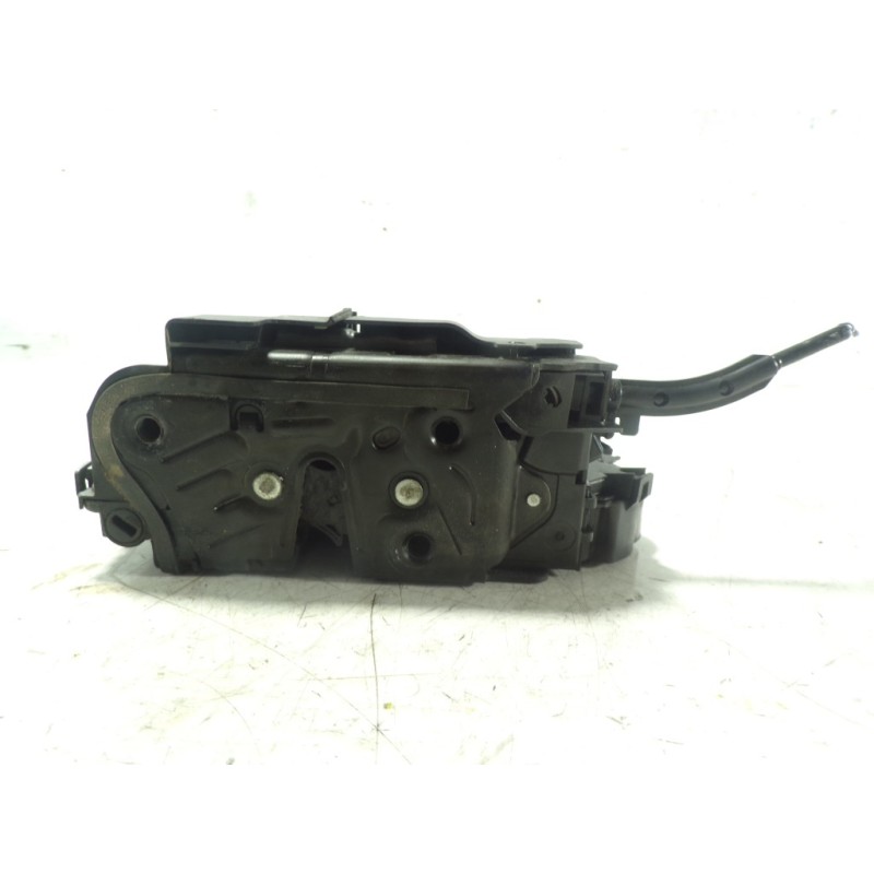 Recambio de cerradura puerta delantera derecha para volkswagen polo 1.0 referencia OEM IAM 5TB837016C 5TB837016A 