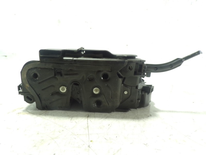 Recambio de cerradura puerta delantera derecha para volkswagen polo 1.0 referencia OEM IAM 5TB837016C 5TB837016A 