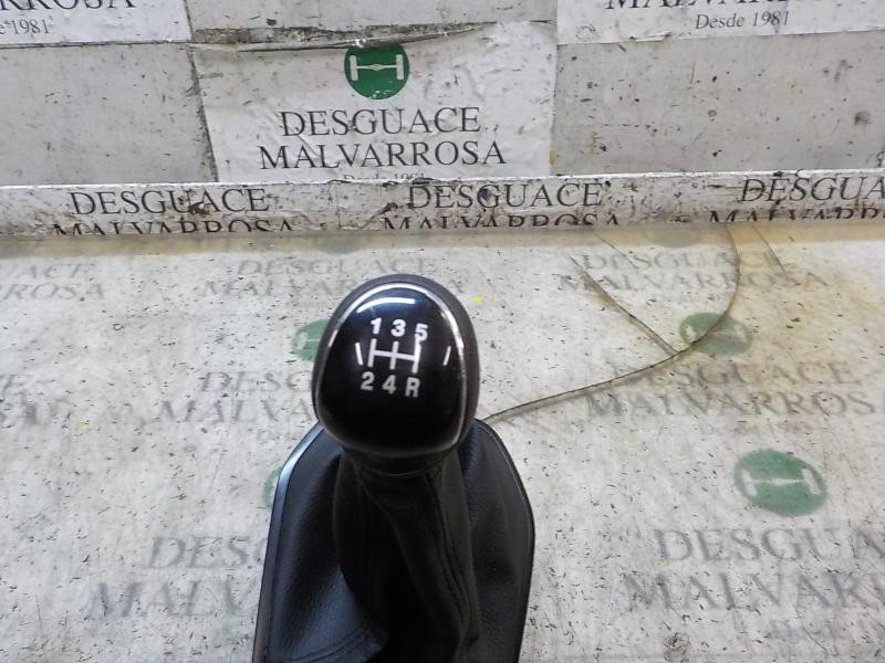 Recambio de palanca cambio para ford fiesta (ccn) trend referencia OEM IAM 2069522  