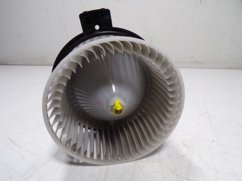 Recambio de motor calefaccion para mazda 3 lim. () origin referencia OEM IAM  8727001820 