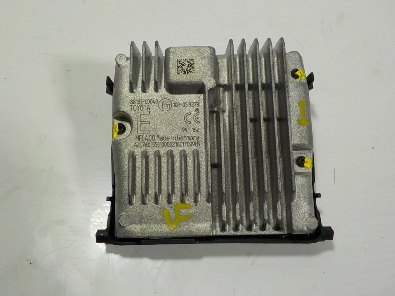 Recambio de modulo electronico para toyota yaris hybrid active referencia OEM IAM 881810D040 881810D040 
