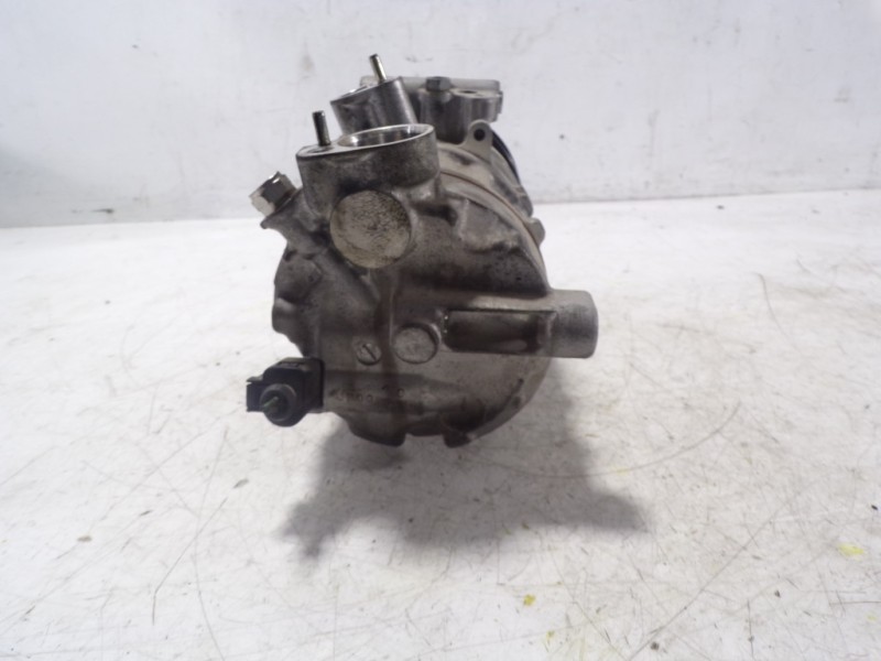 Recambio de compresor aire acondicionado para volkswagen polo 1.0 referencia OEM IAM 5Q0816803D 5Q0816803D 4472502801