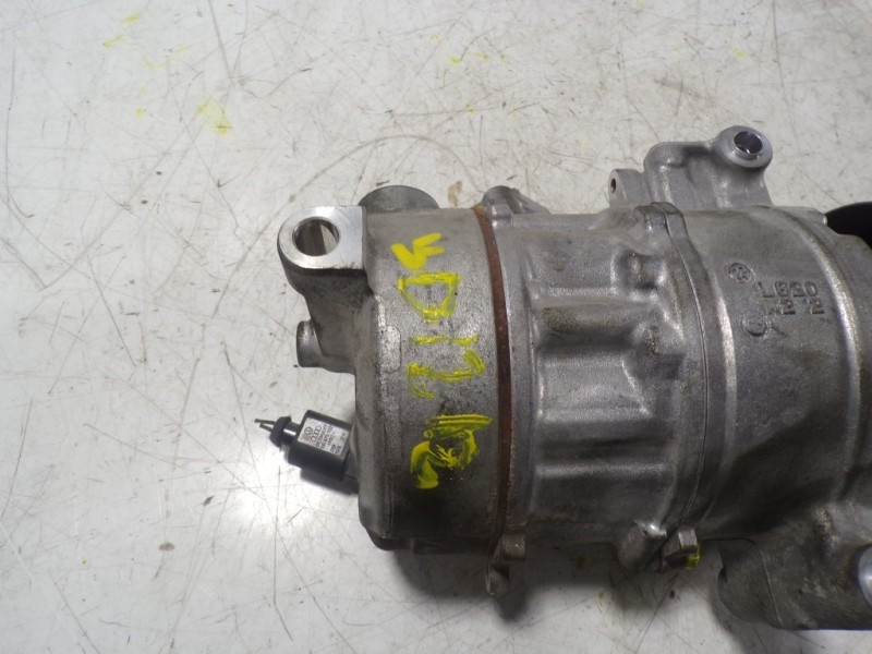 Recambio de compresor aire acondicionado para volkswagen polo 1.0 referencia OEM IAM 5Q0816803D 5Q0816803D 4472502801