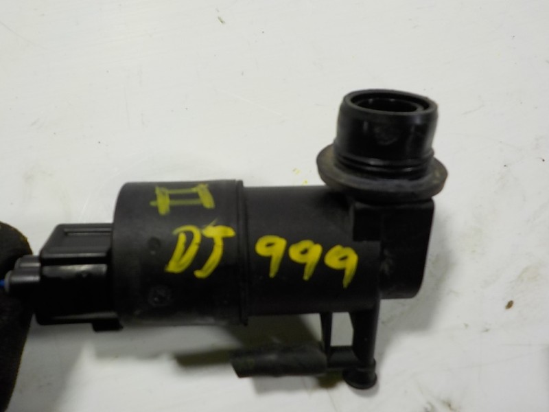 Recambio de bomba limpia para toyota yaris hybrid active referencia OEM IAM 853300F020 853300F020 