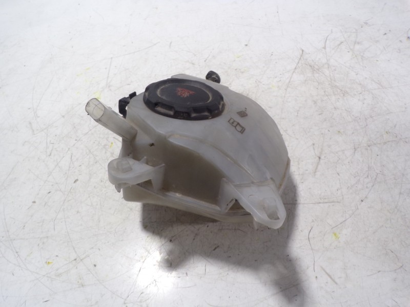 Recambio de deposito expansion para volkswagen polo 1.0 referencia OEM IAM 2Q0121407  