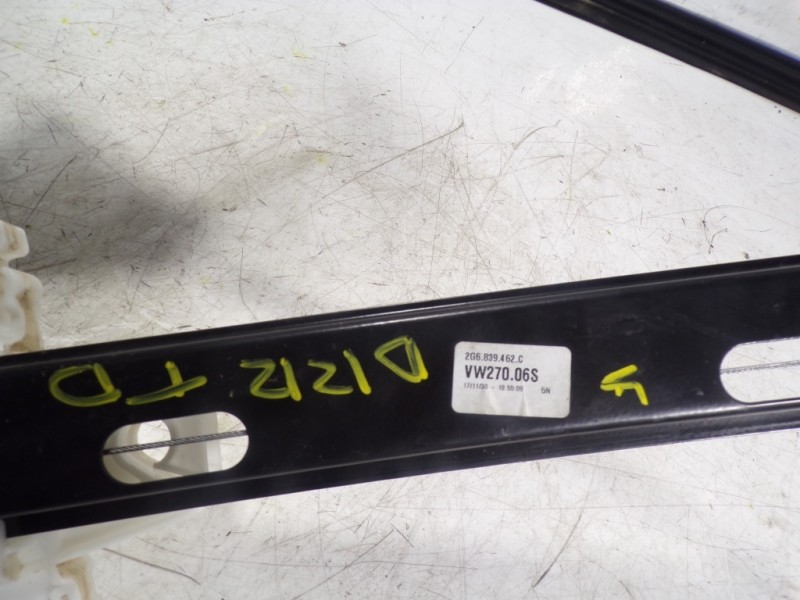 Recambio de elevalunas trasero derecho para volkswagen polo 1.0 referencia OEM IAM 2G6839462C 2G6839462C 