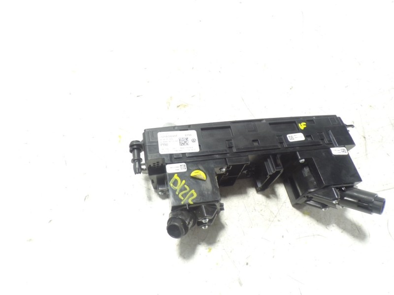 Recambio de mando calefaccion / aire acondicionado para volkswagen polo 1.0 referencia OEM IAM 2G1820045FEYW 2G1820045F 