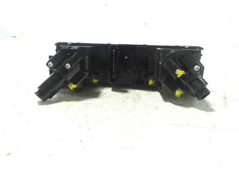 Recambio de mando calefaccion / aire acondicionado para volkswagen polo 1.0 referencia OEM IAM 2G1820045FEYW 2G1820045F 