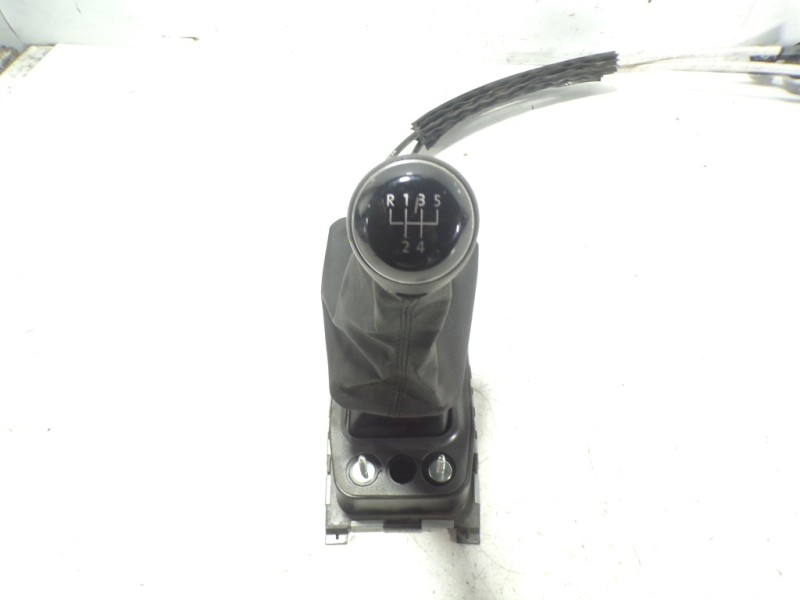 Recambio de palanca cambio para volkswagen polo 1.0 referencia OEM IAM 2Q0711049J 2Q0711049J 