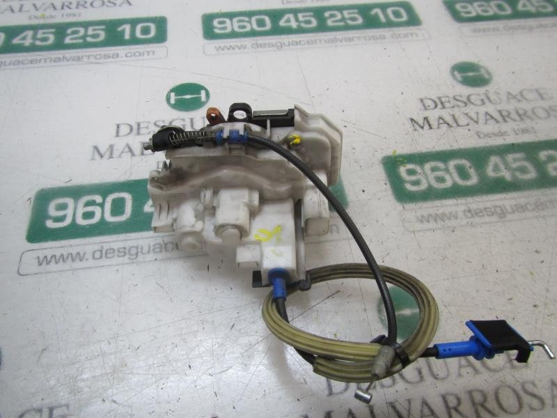 Recambio de cerradura puerta delantera derecha para peugeot bipper 1.4 hdi referencia OEM IAM   