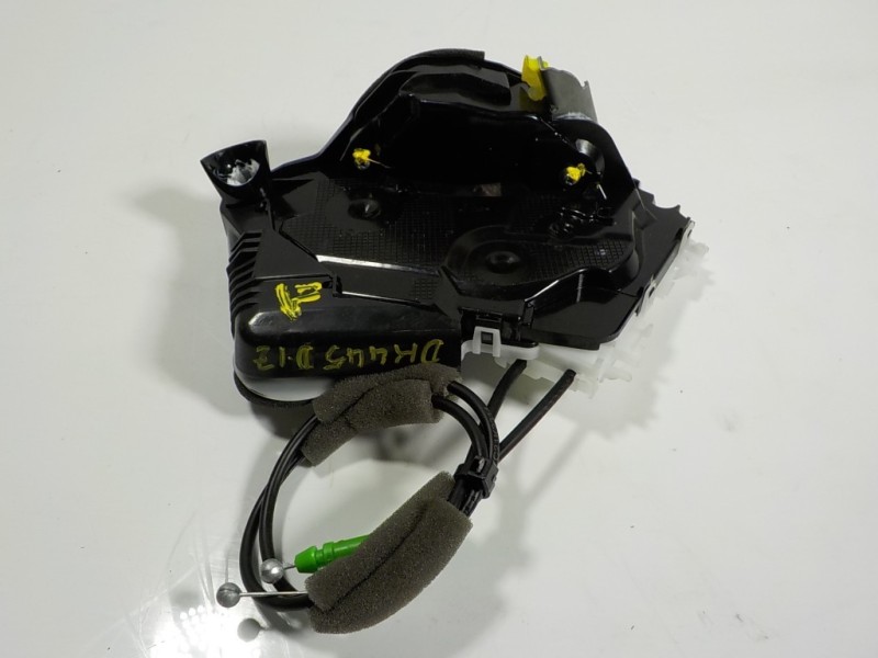 Recambio de cerradura puerta delantera izquierda para toyota yaris 1.5 vvti hev referencia OEM IAM 69040K0040 M7311460M6 