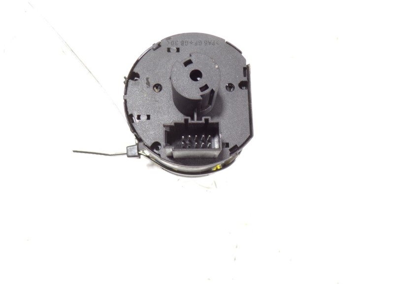 Recambio de mando luces para volkswagen golf vii lim. 1.6 tdi dpf referencia OEM IAM 5G0941431BDWZU 5G0941431BD 