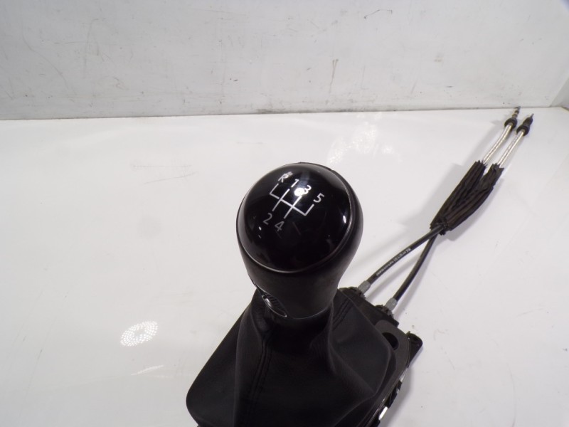 Recambio de palanca cambio para volkswagen golf vii lim. 1.6 tdi dpf referencia OEM IAM 5Q0711049AP 5Q0711049AP 