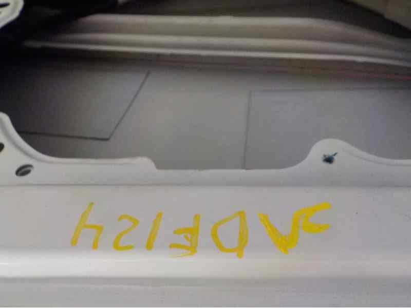 Recambio de puerta trasera izquierda para volvo v40 1.6 diesel cat referencia OEM IAM 31662586  