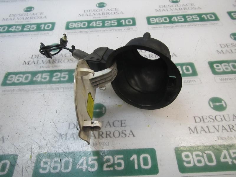 Recambio de tapa combustible para peugeot bipper 1.4 hdi referencia OEM IAM   