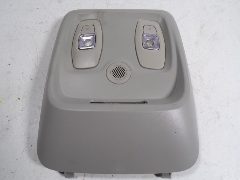 Recambio de piloto interior para renault clio iv limited referencia OEM IAM 264301419R 969801754R 