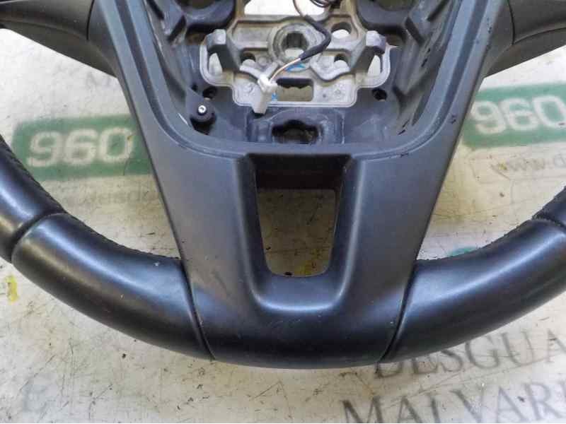 Recambio de volante para volvo v40 1.6 diesel cat referencia OEM IAM 31250591  