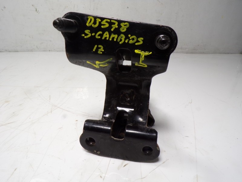 Recambio de soporte cambio para toyota rav 4 advance hybrid referencia OEM IAM 1237136190  