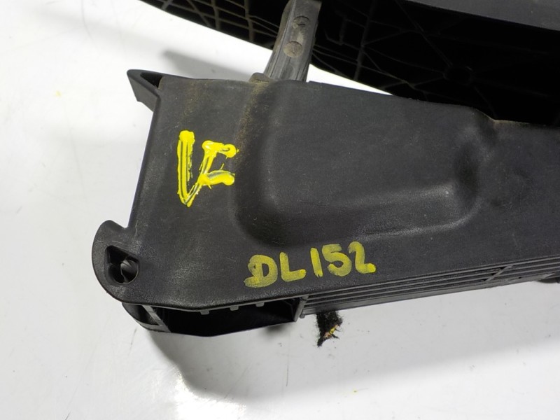 Recambio de potenciometro pedal para bmw serie 1 lim. (f20) 2.0 turbodiesel referencia OEM IAM 35406889819 35426853176 