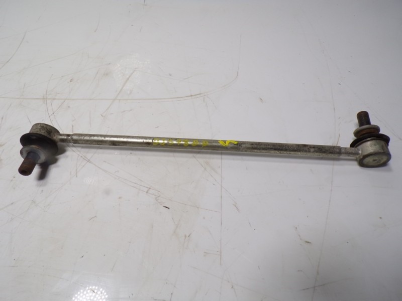 Recambio de tirante delantero derecho para toyota rav 4 advance hybrid referencia OEM IAM 4882042030  