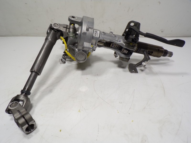 Recambio de columna direccion para toyota yaris 1.5 vvti hev referencia OEM IAM 4520A0D580 89650K0050 26130309