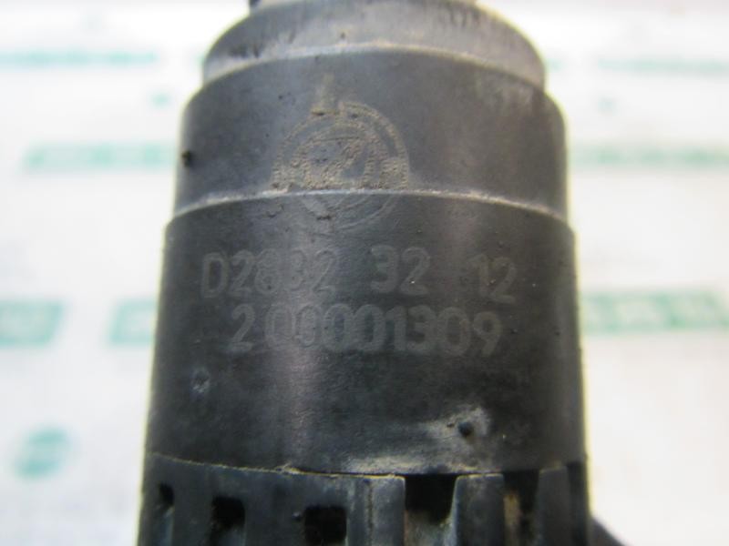 Recambio de bomba limpia para peugeot bipper básico referencia OEM IAM   