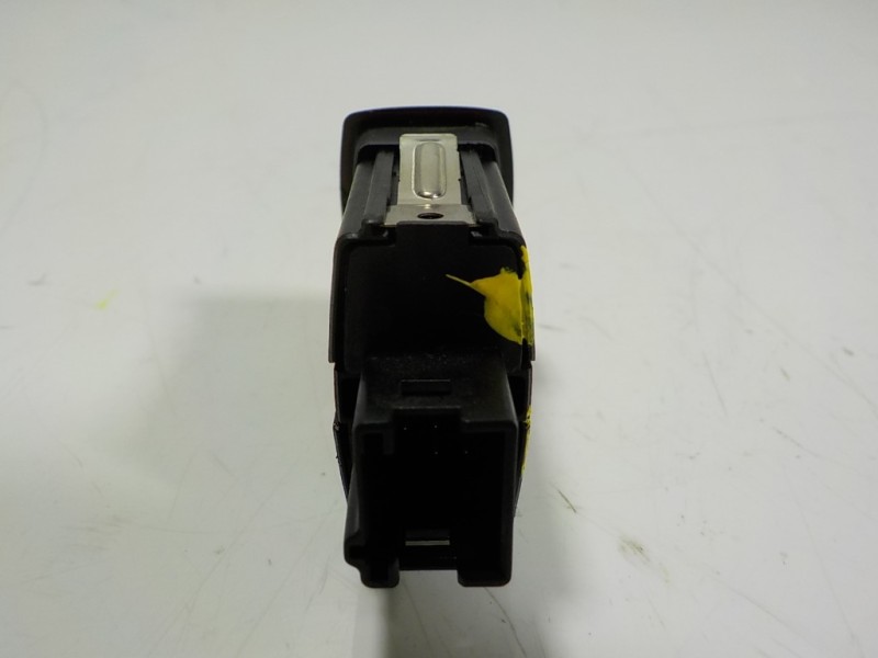 Recambio de warning para bmw serie 1 lim. (f20) 2.0 turbodiesel referencia OEM IAM 61319231786 9231786 