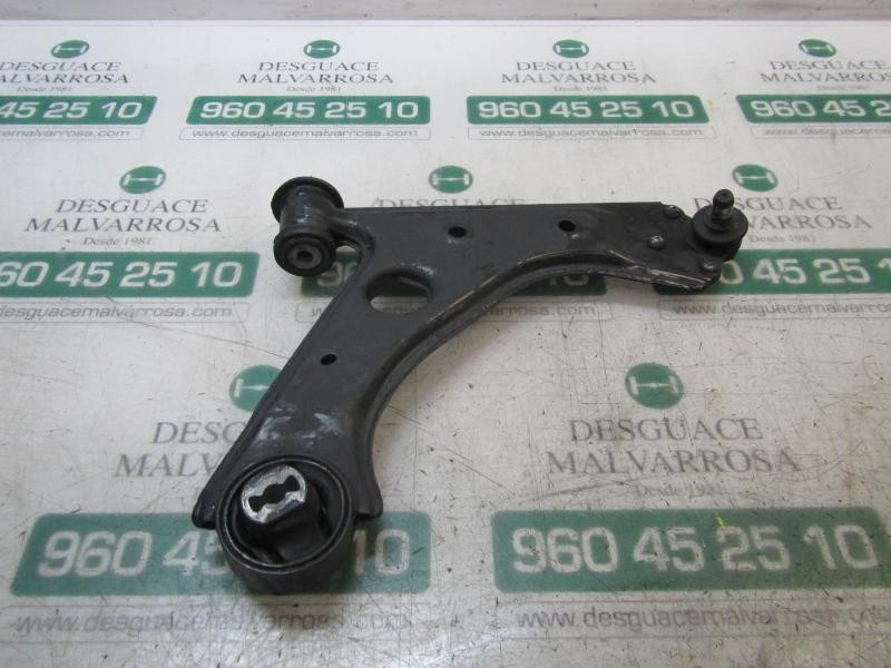 Recambio de brazo suspension inferior delantero derecho para peugeot bipper básico referencia OEM IAM   