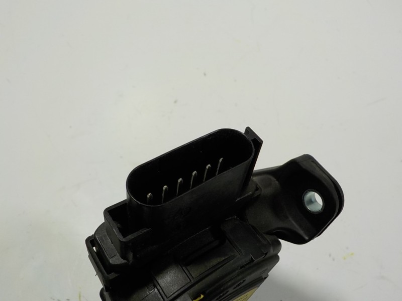 Recambio de potenciometro pedal para land rover evoque 2.2 td4 cat referencia OEM IAM LR047508 EJ329F836CA 6PV01083444