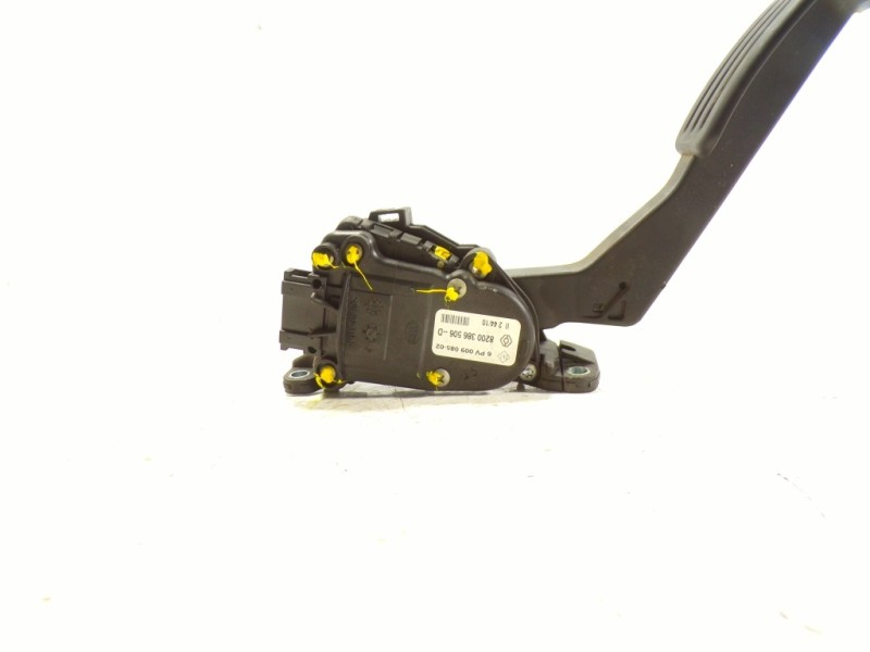 Recambio de potenciometro pedal para dacia duster 1.5 dci diesel cat referencia OEM IAM 6001548477 8200386506D 